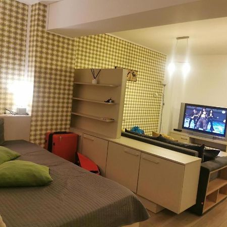 Апартаменты Apartament Aosta Central Синая Экстерьер фото